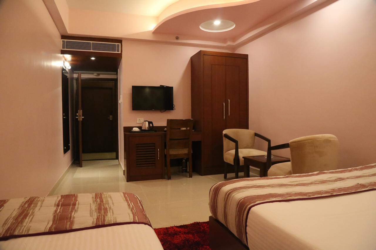 Hotel Varanasi Inn Ngoại thất bức ảnh